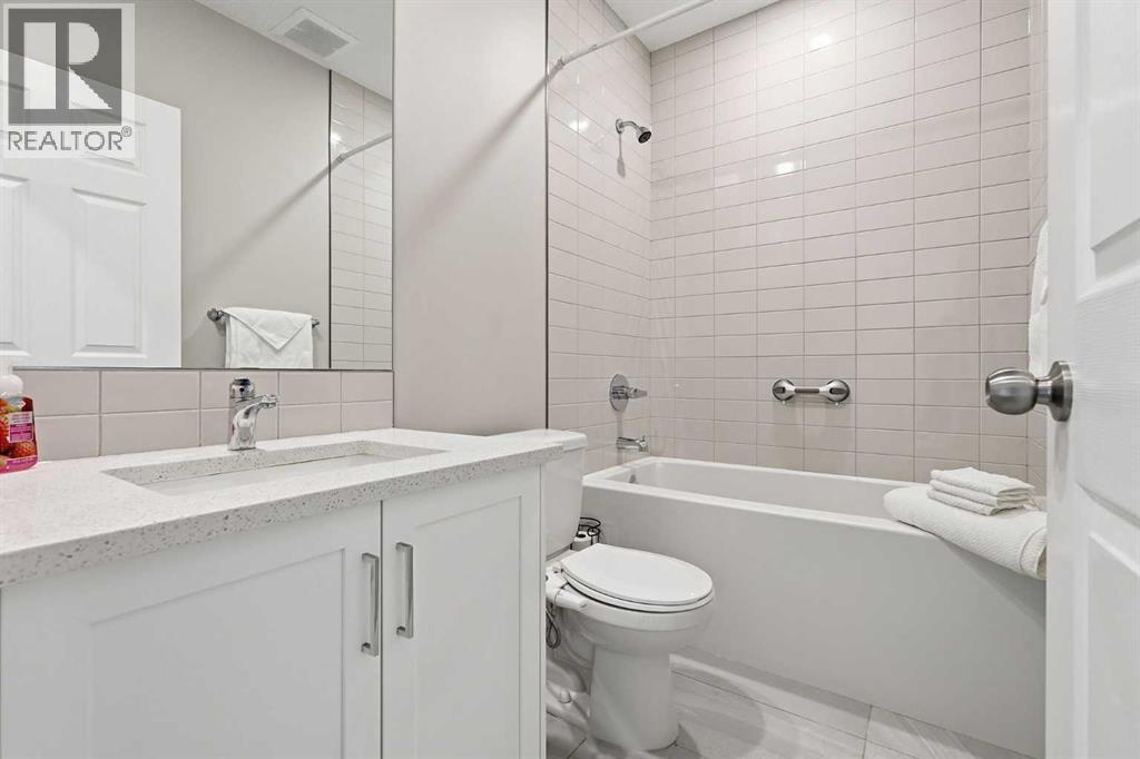 88 Birch Glen, Okotoks, Alberta  T1S 5T2 - Photo 37 - A2342682