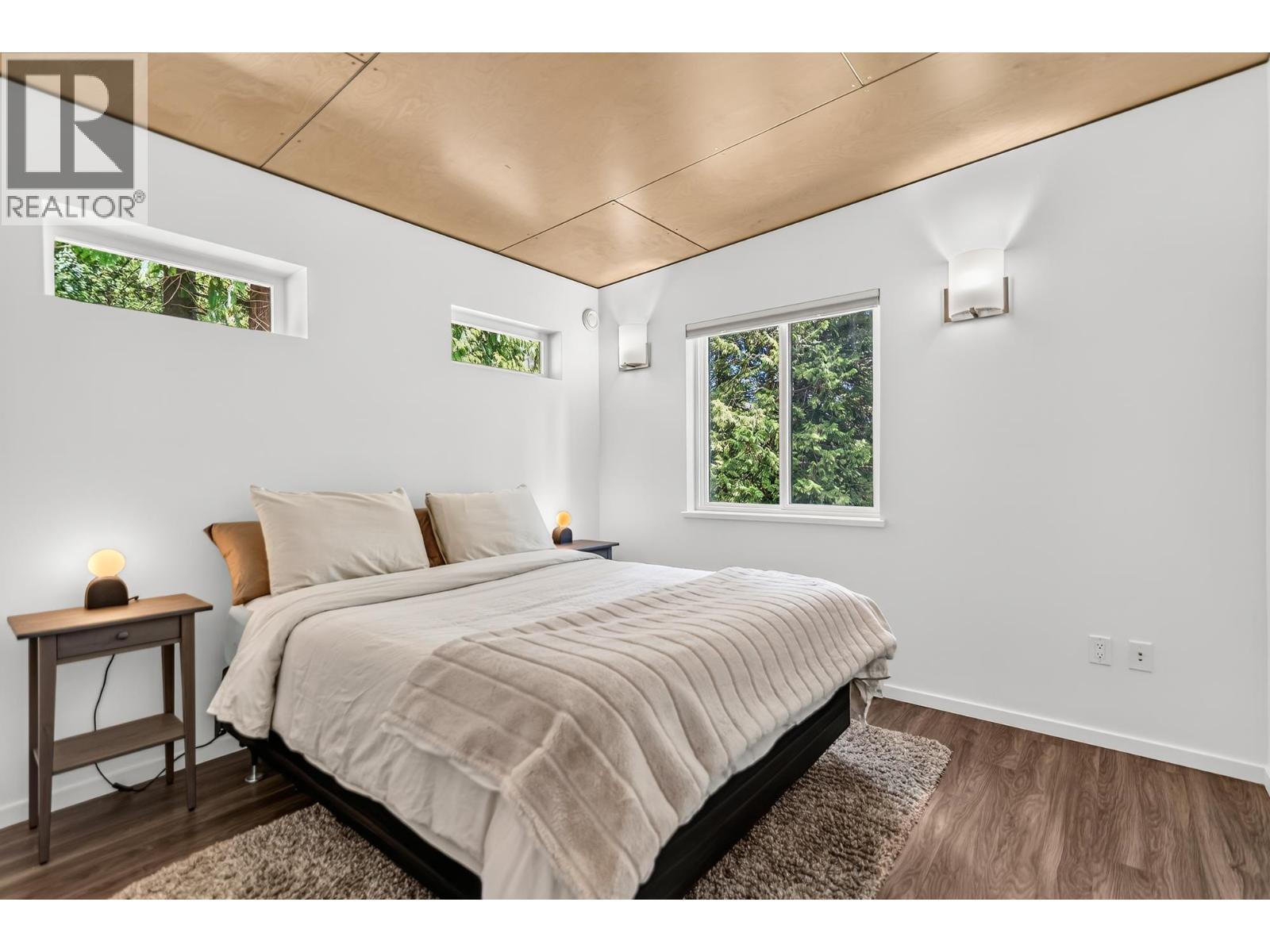 604 Woodland Avenue, Gibsons, British Columbia  V0N 1V1 - Photo 16 - R3161502