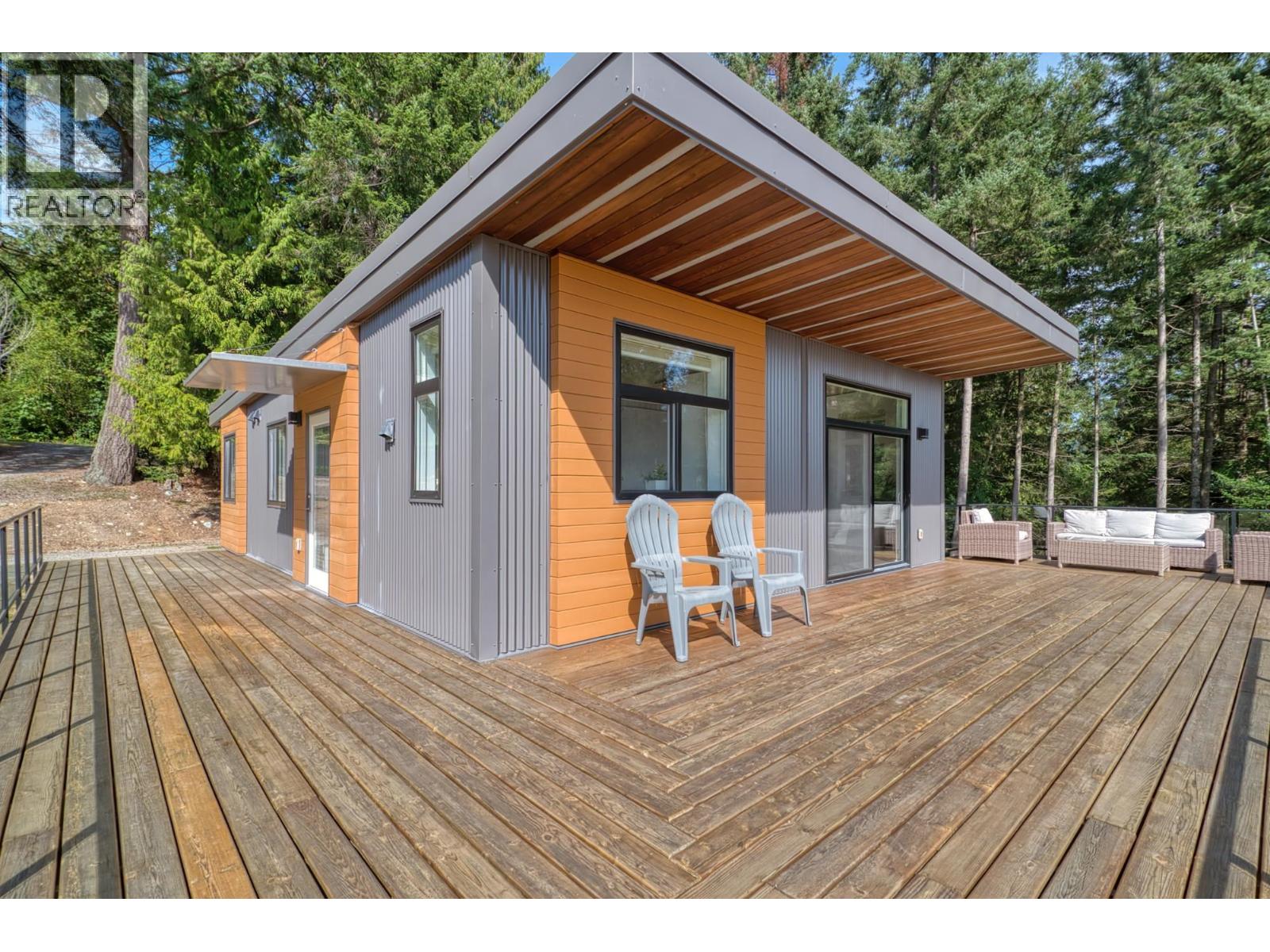 604 Woodland Avenue, Gibsons, British Columbia  V0N 1V1 - Photo 21 - R3161502