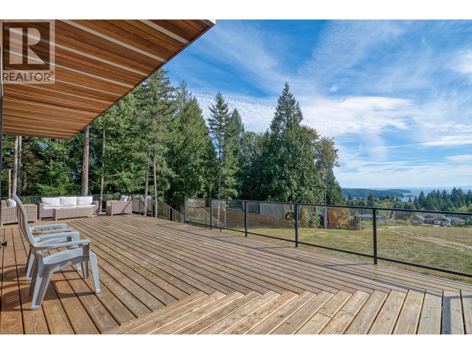 604 Woodland Avenue, Gibsons, British Columbia  V0N 1V1 - Photo 22 - R3161502