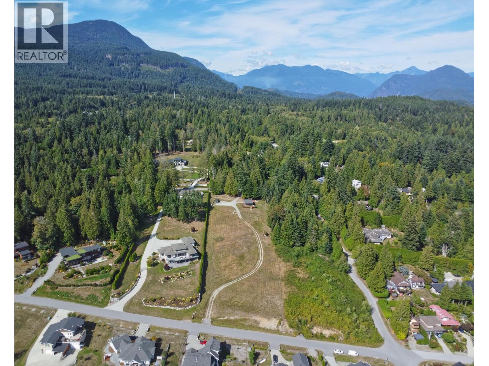 604 Woodland Avenue, Gibsons, British Columbia  V0N 1V1 - Photo 37 - R3161502
