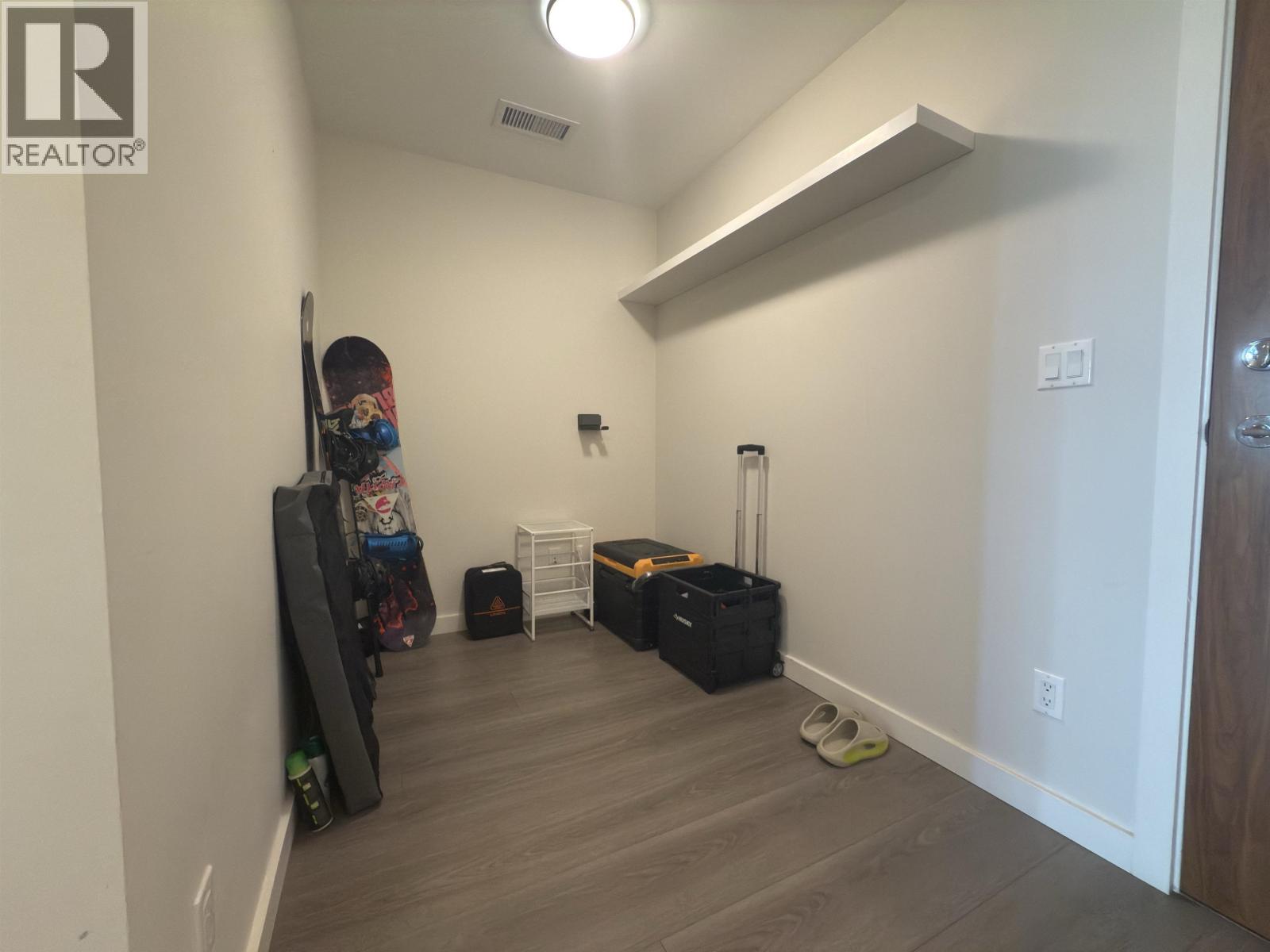 707 8628 Hazelbridge Way, Richmond, British Columbia  V6X 0R5 - Photo 6 - R3161515