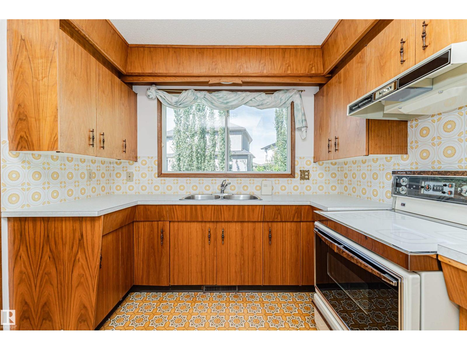 10530 173a Av Nw, Edmonton, Alberta  T5X 3H2 - Photo 20 - E4507016