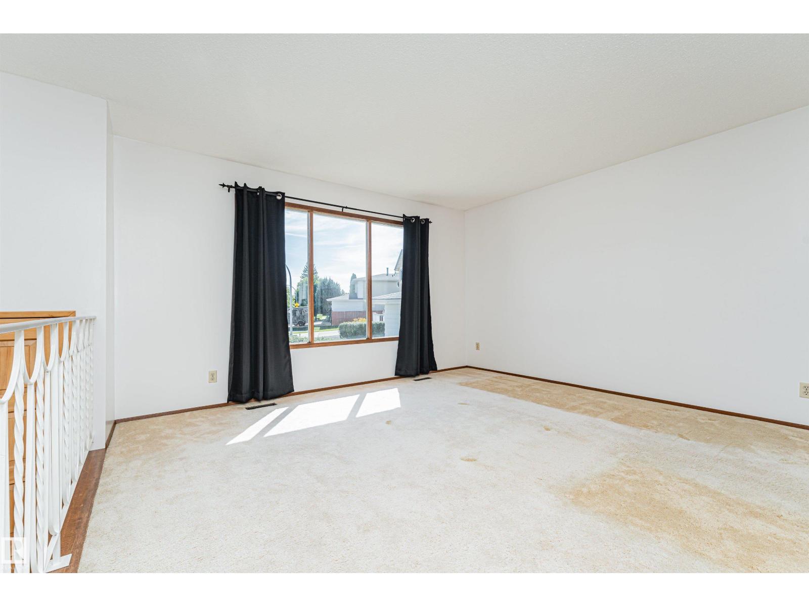 10530 173a Av Nw, Edmonton, Alberta  T5X 3H2 - Photo 9 - E4507016