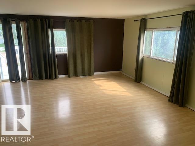 198 Lee Ridge Rd Nw, Edmonton, Alberta  T6K 0M9 - Photo 3 - E4507018