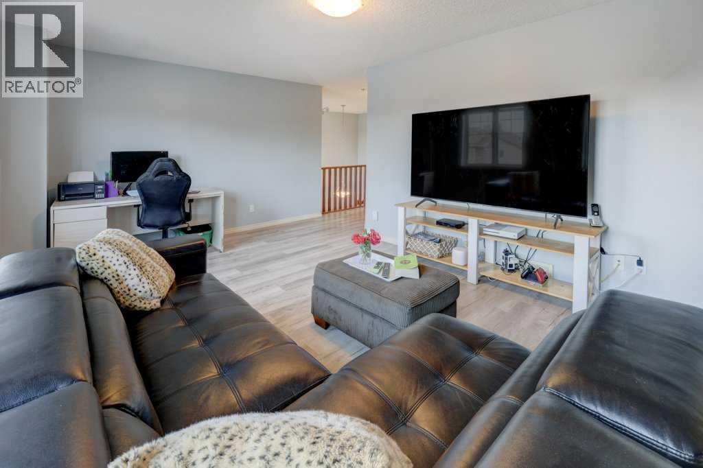 242 Crystal Green Point, Okotoks, Alberta  T1S 2K7 - Photo 21 - A2330836