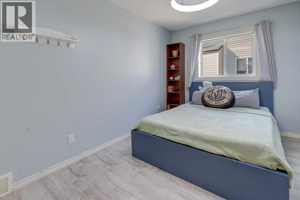 242 Crystal Green Point, Okotoks, Alberta  T1S 2K7 - Photo 15 - A2330836