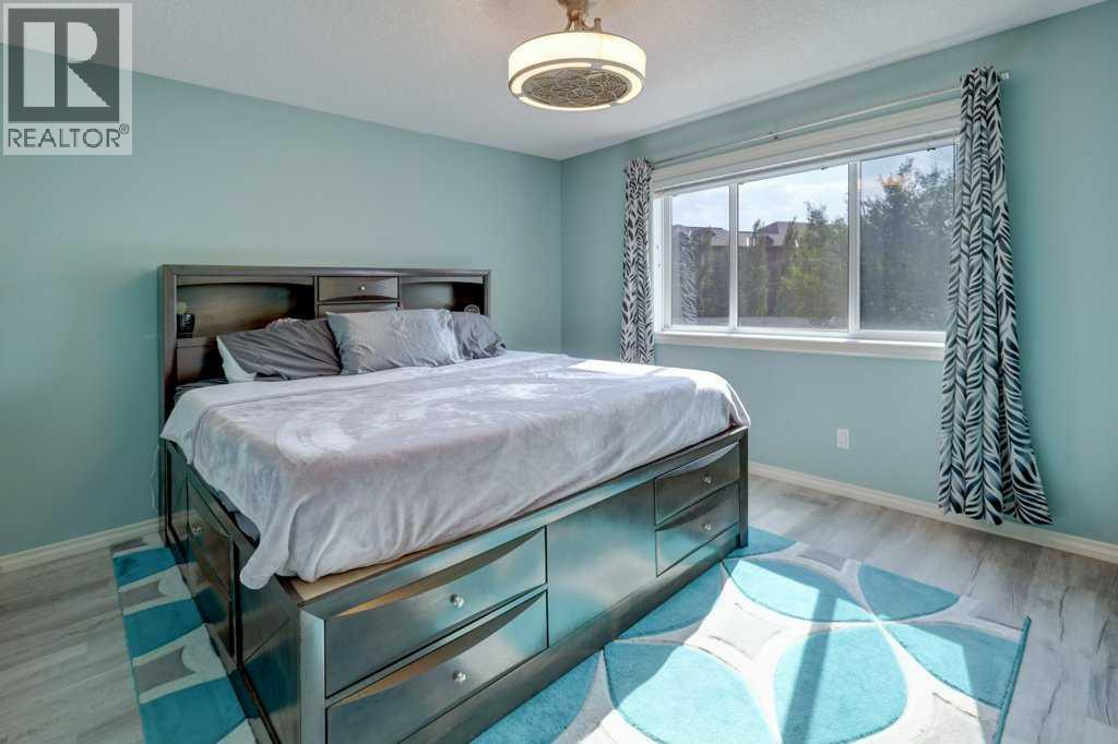 242 Crystal Green Point, Okotoks, Alberta  T1S 2K7 - Photo 11 - A2330836