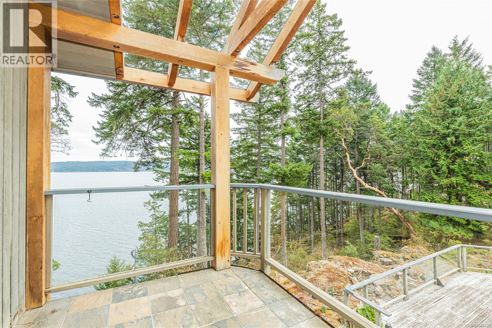 104 Seclusion Lane, Salt Spring, British Columbia  V8K 1S4 - Photo 33 - 1048438