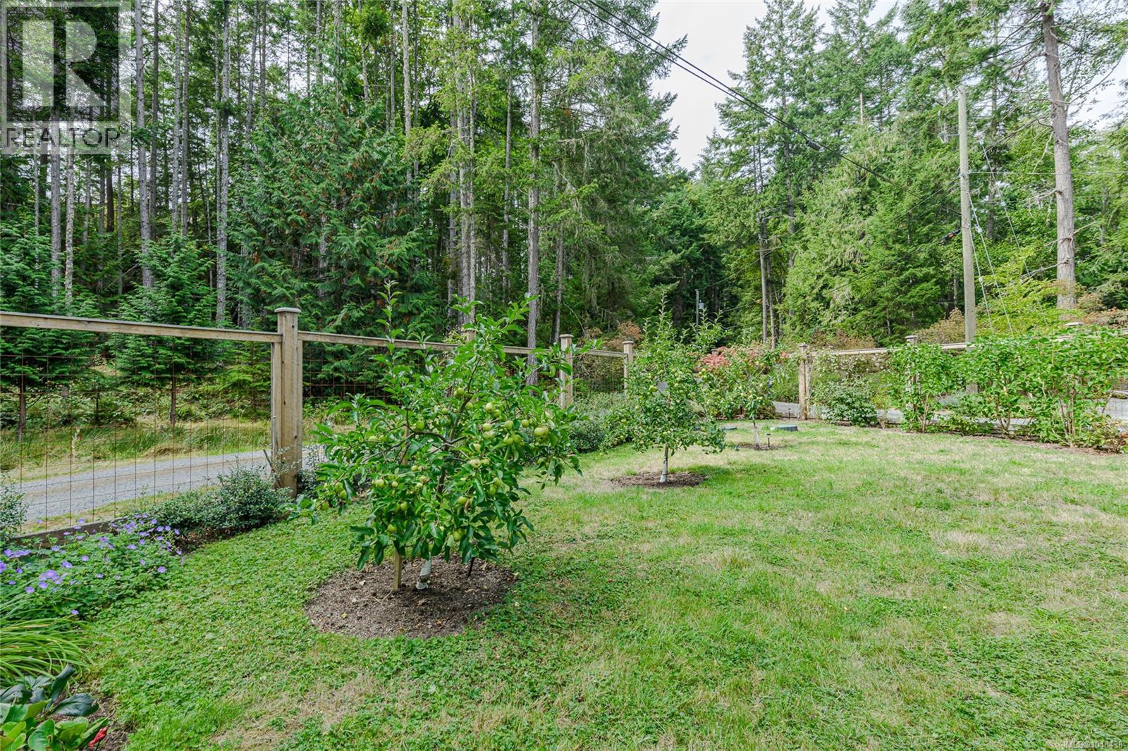104 Seclusion Lane, Salt Spring, British Columbia  V8K 1S4 - Photo 65 - 1048438