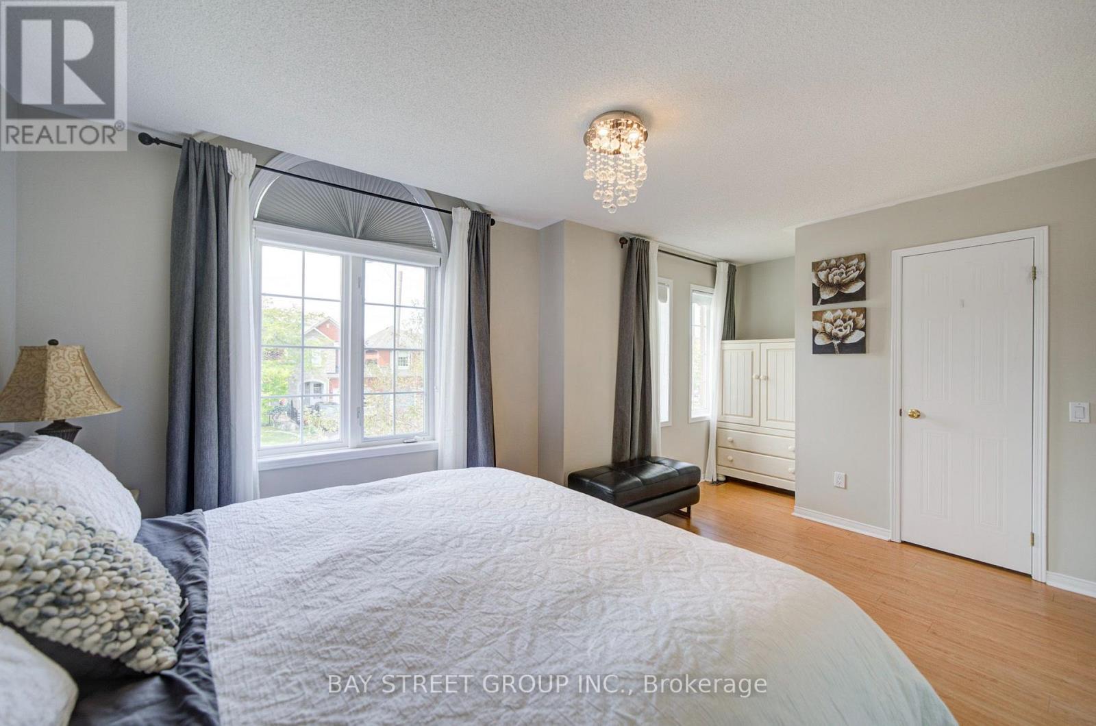 346 Sardinia Drive, Mississauga, Ontario L5R 3X6 - Photo 40 - W13738012