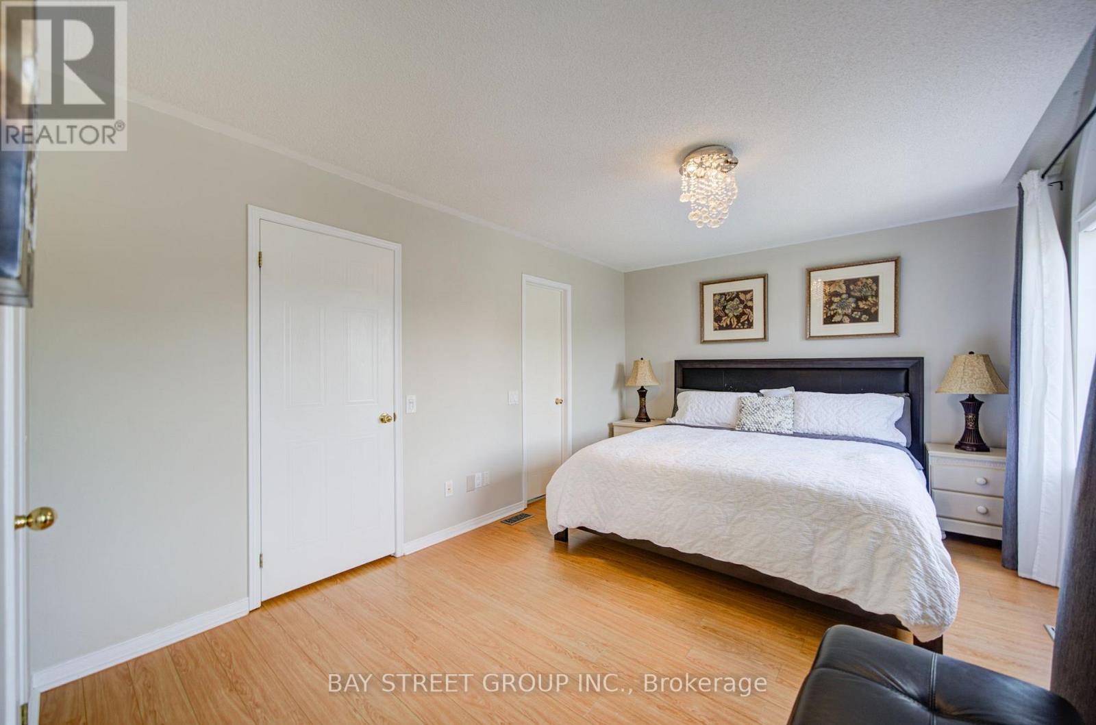 346 Sardinia Drive, Mississauga, Ontario L5R 3X6 - Photo 39 - W13738012