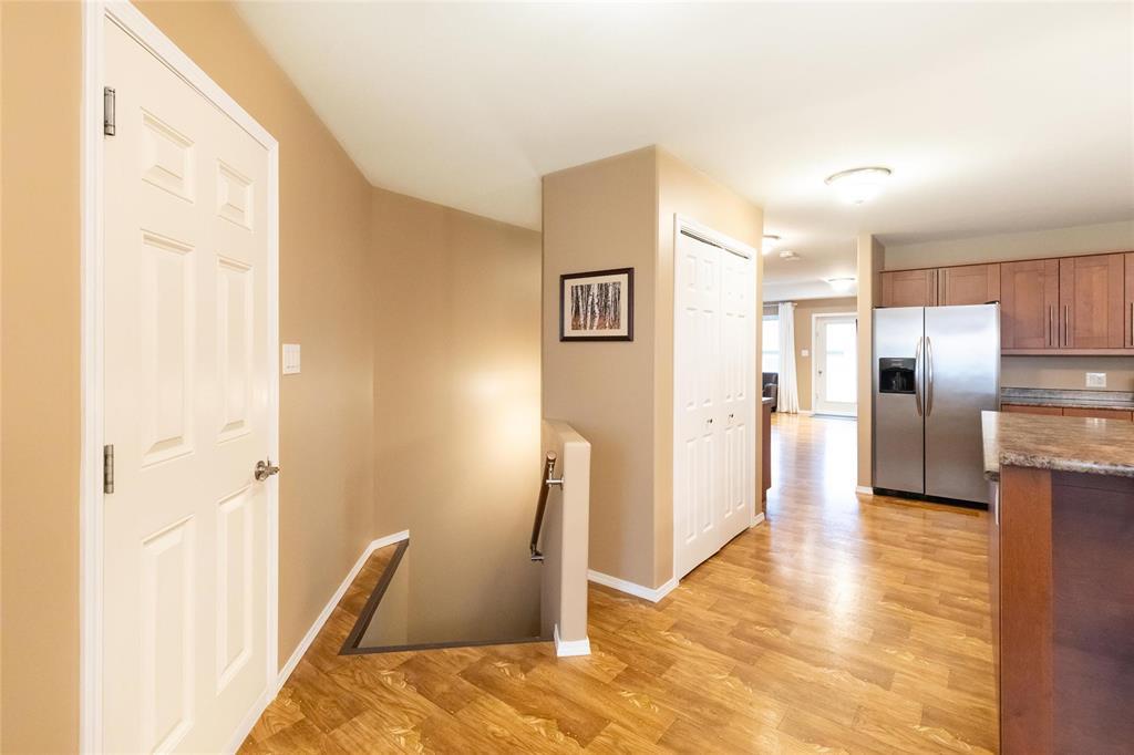 338 Giesbrecht Street, Steinbach, Manitoba  R5G 0W7 - Photo 16 - 202622039