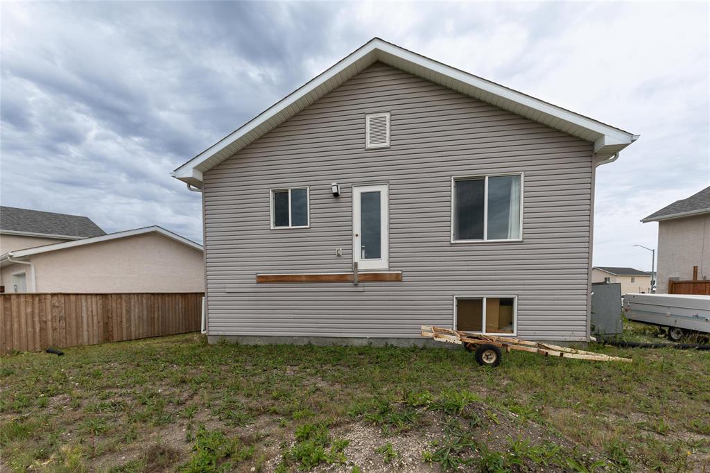 81 York Crescent, Steinbach, Manitoba  R5G 2V4 - Photo 20 - 202622114