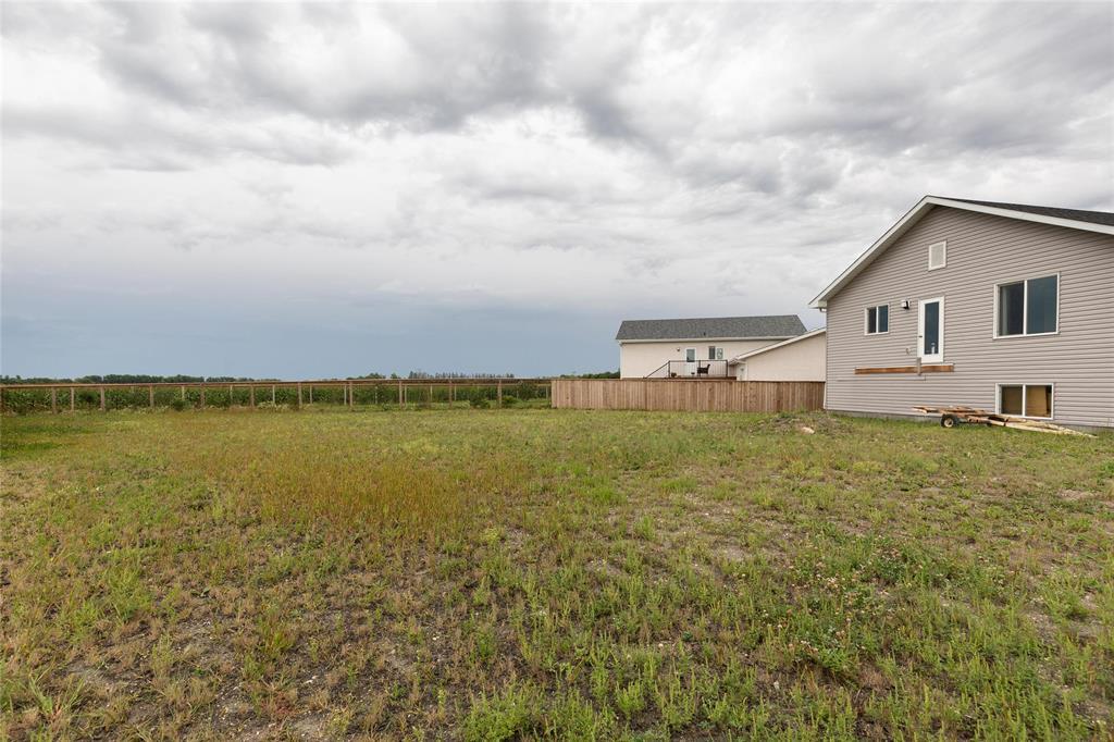 81 York Crescent, Steinbach, Manitoba  R5G 2V4 - Photo 21 - 202622114