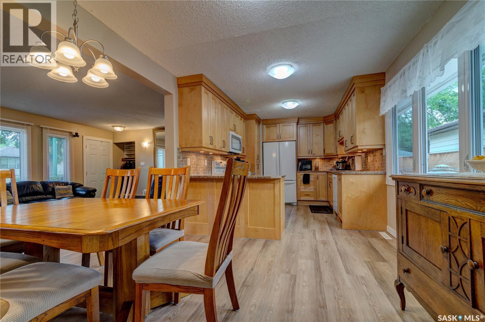 99 Coldwell Road, Regina, Saskatchewan  S4R 4K4 - Photo 6 - SK047467