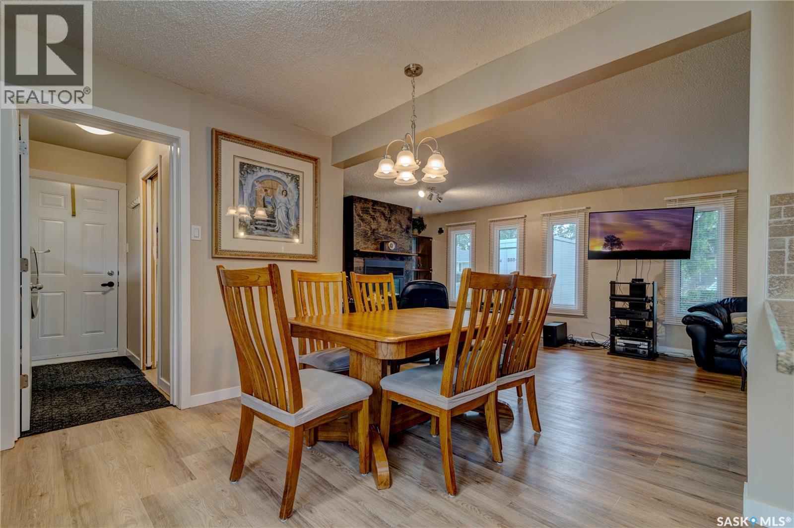 99 Coldwell Road, Regina, Saskatchewan  S4R 4K4 - Photo 5 - SK047467