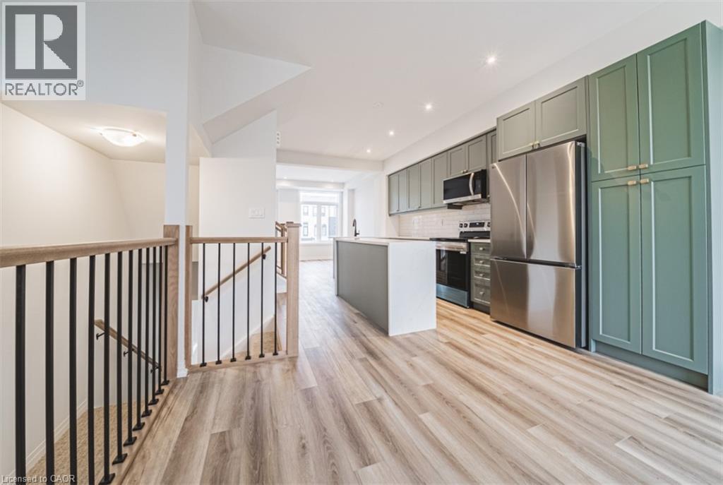 155 EQUESTRIAN Way Unit# 18, Cambridge, Ontario