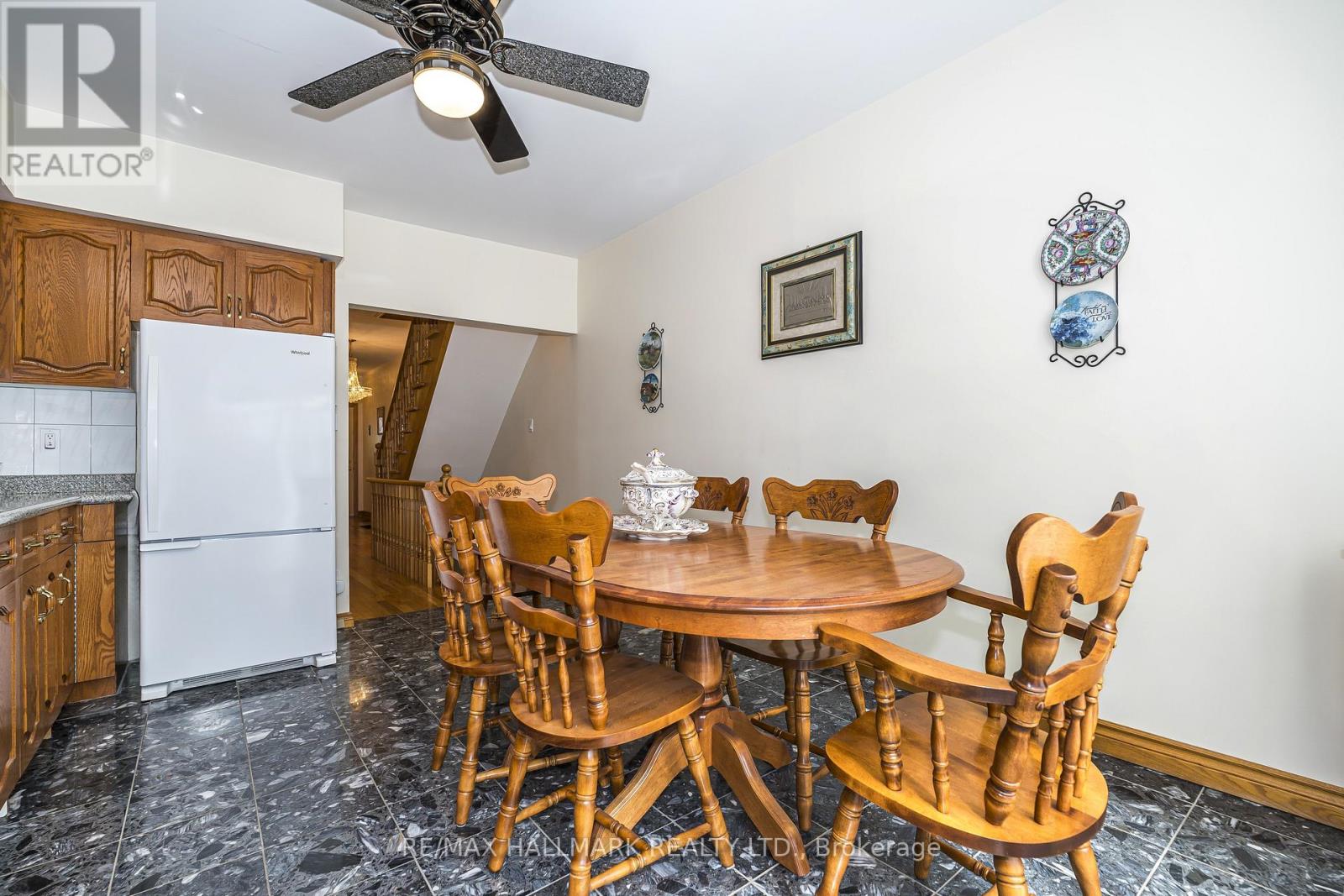 47 Montrose Avenue, Toronto, Ontario  M6J 2T6 - Photo 11 - C13743776