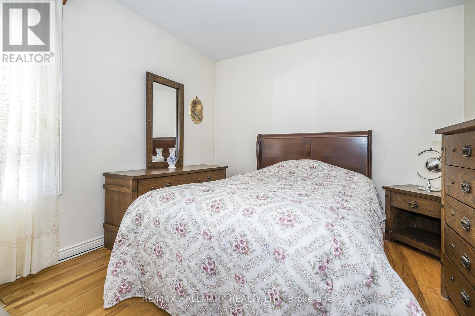 47 Montrose Avenue, Toronto, Ontario  M6J 2T6 - Photo 19 - C13743776