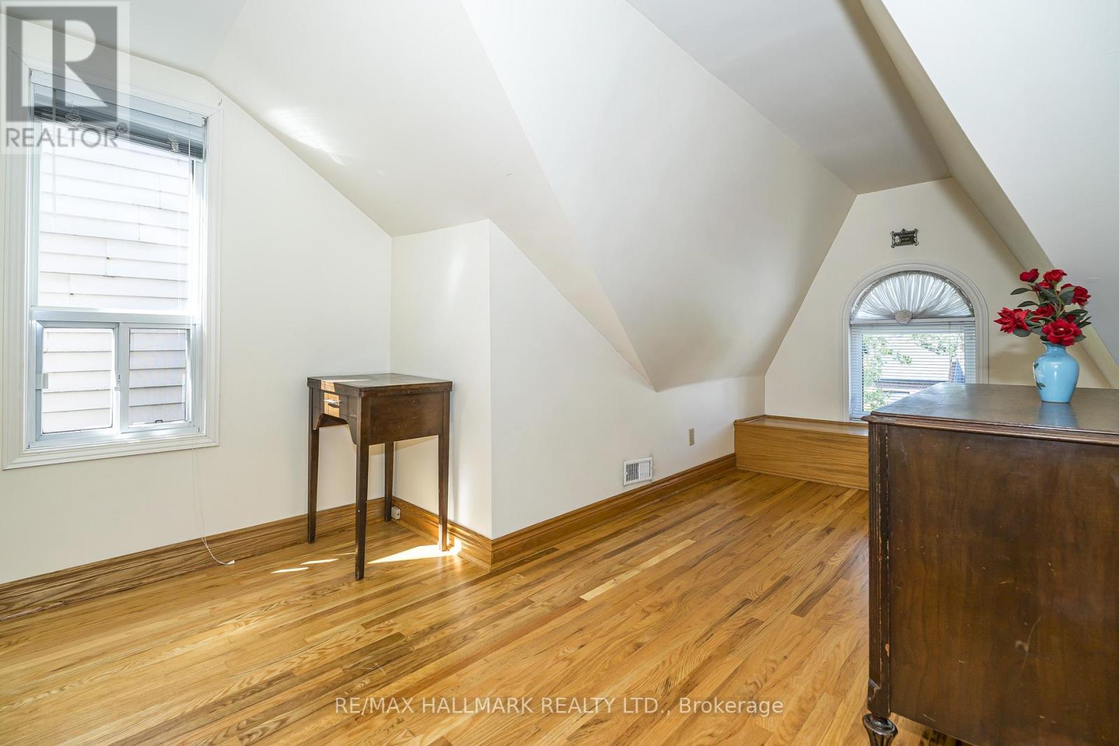 47 Montrose Avenue, Toronto, Ontario  M6J 2T6 - Photo 26 - C13743776