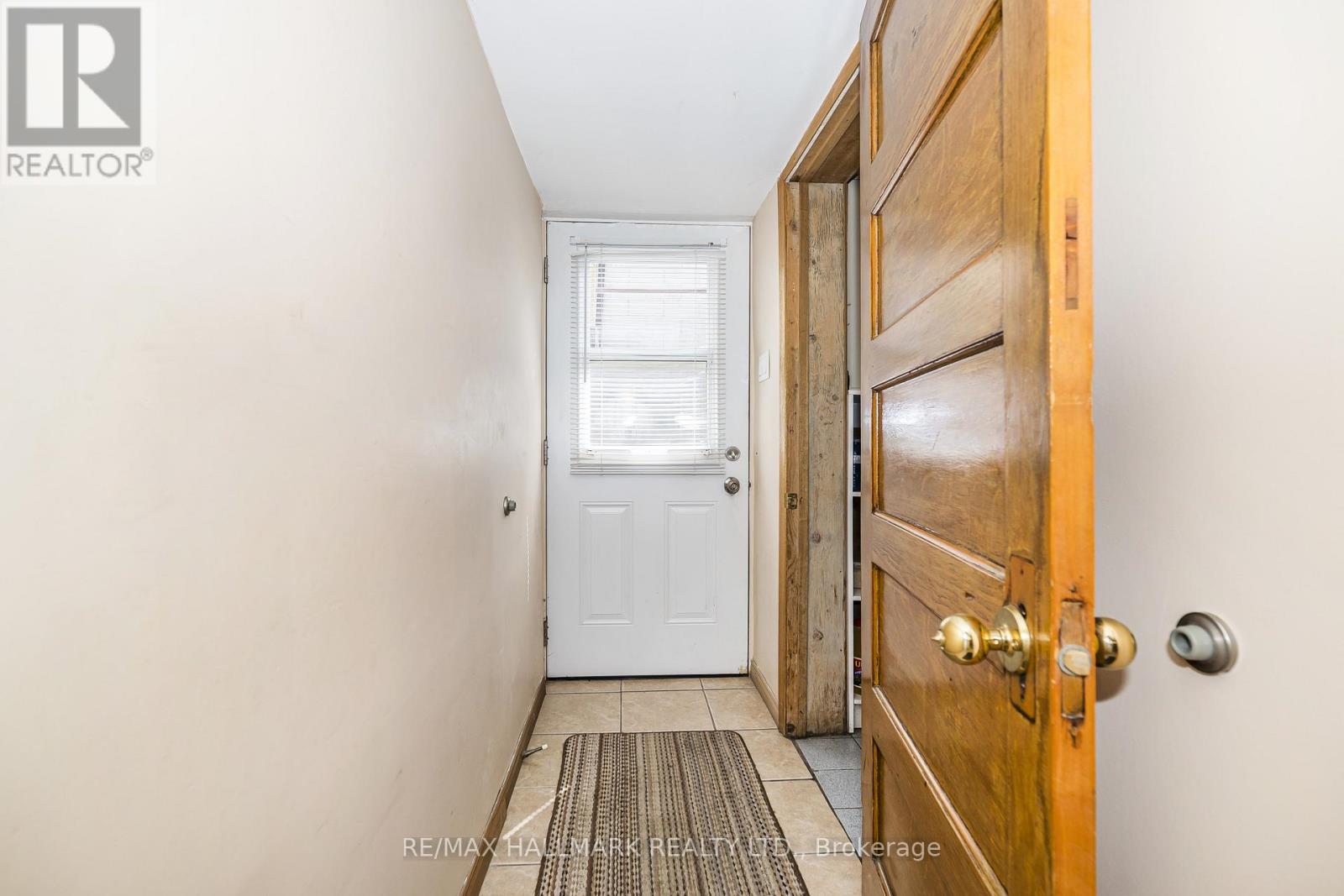 47 Montrose Avenue, Toronto, Ontario  M6J 2T6 - Photo 33 - C13743776