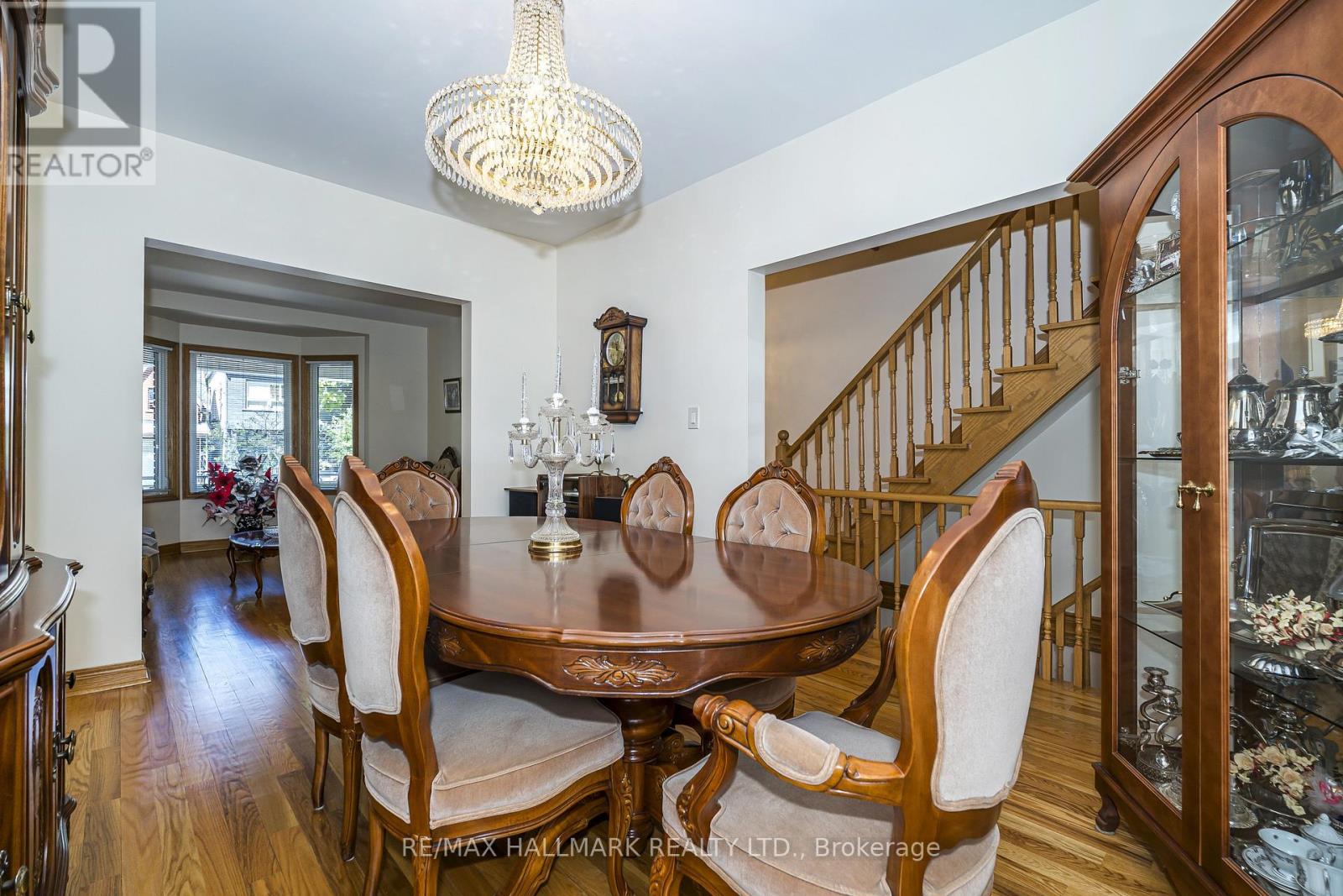 47 Montrose Avenue, Toronto, Ontario  M6J 2T6 - Photo 8 - C13743776