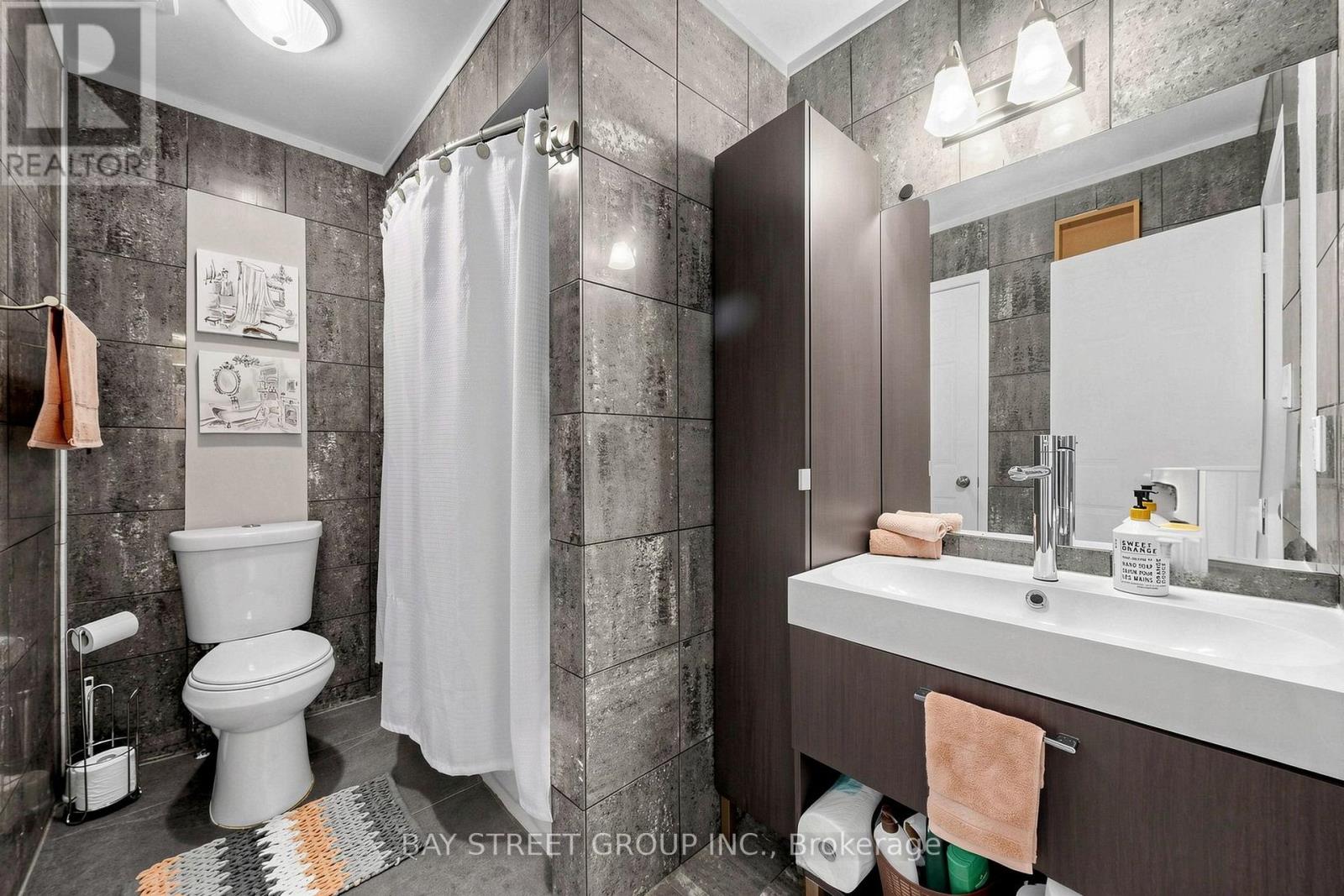 2334 Wildwood Crescent, Pickering, Ontario  L1X 2N1 - Photo 29 - E13743772