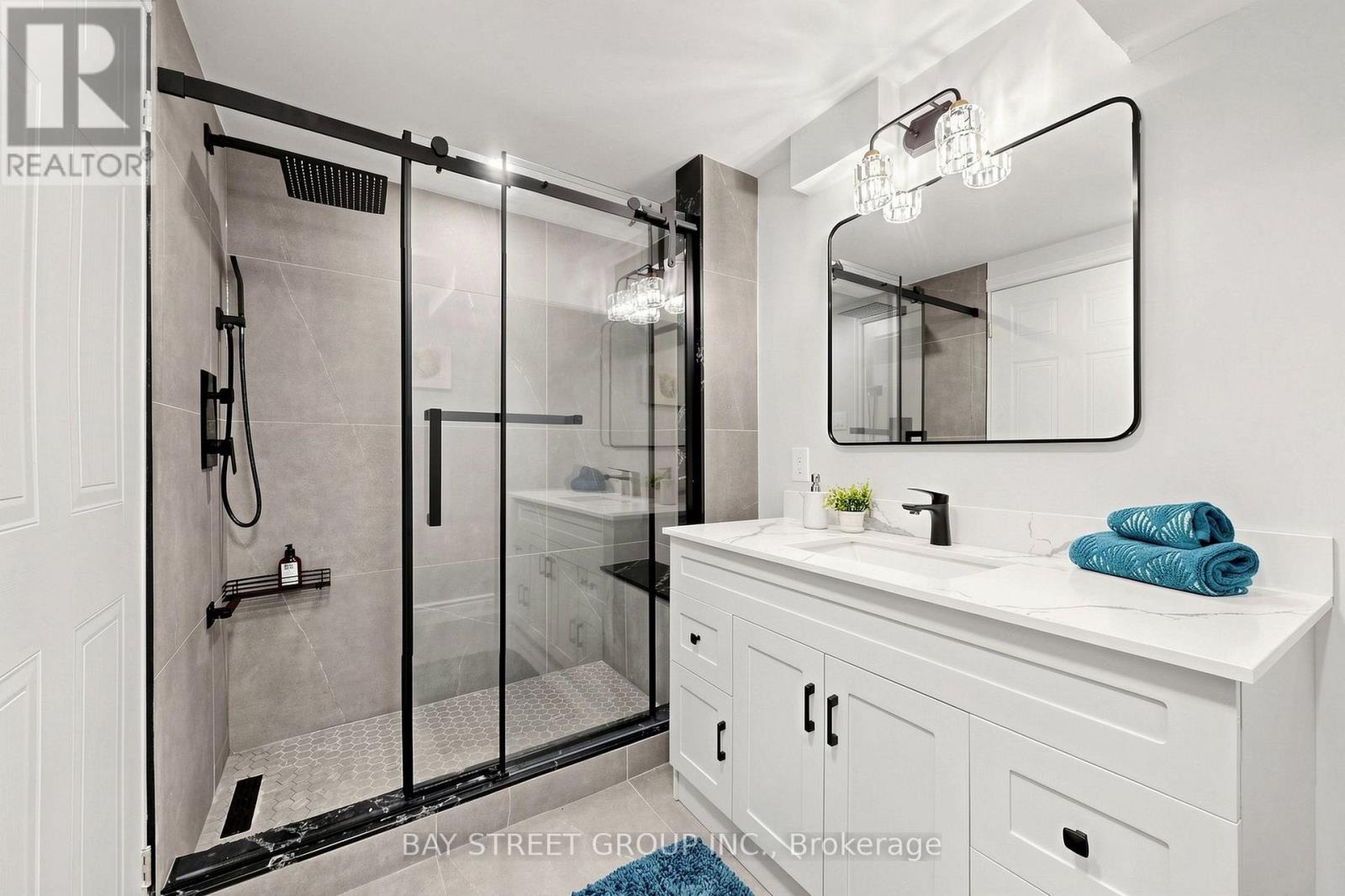 2334 Wildwood Crescent, Pickering, Ontario  L1X 2N1 - Photo 37 - E13743772