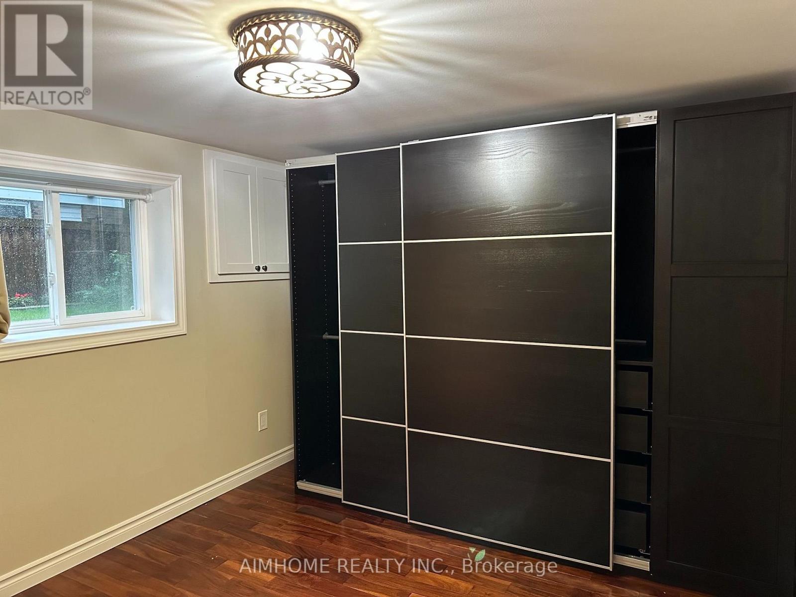Apartment - 35 Royal Orchard Bsmt Unit Boulevard, Markham, Ontario  L3T 3C4 - Photo 10 - N13743752