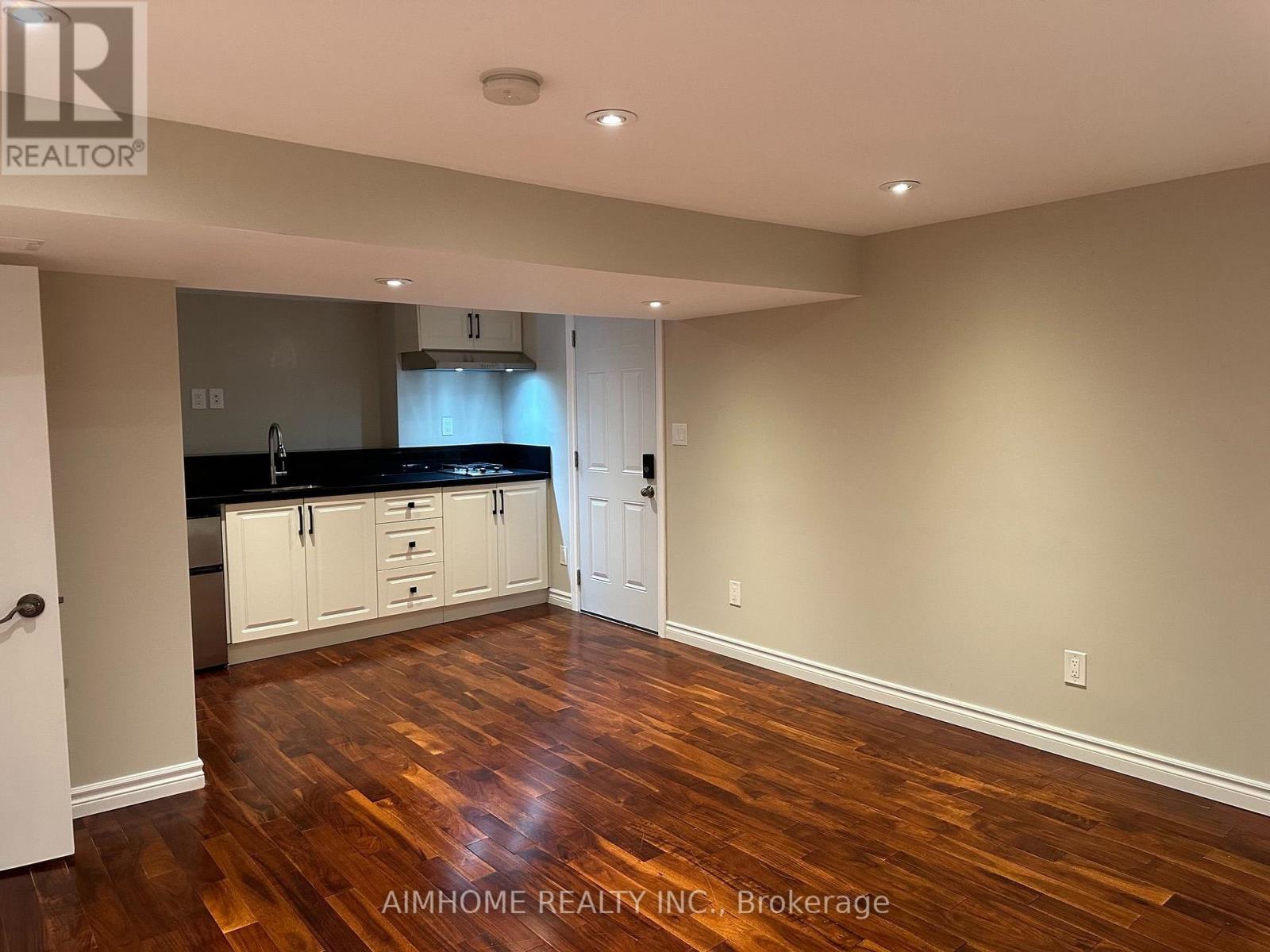 Apartment - 35 Royal Orchard Bsmt Unit Boulevard, Markham, Ontario  L3T 3C4 - Photo 11 - N13743752