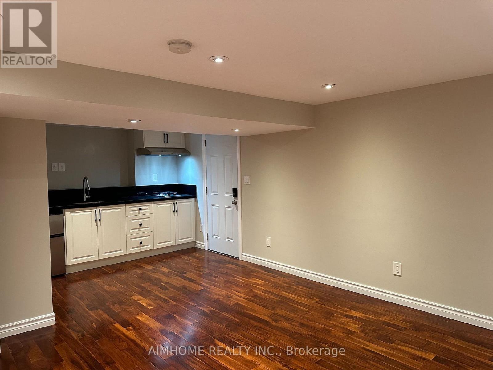 Apartment - 35 Royal Orchard Bsmt Unit Boulevard, Markham, Ontario  L3T 3C4 - Photo 12 - N13743752