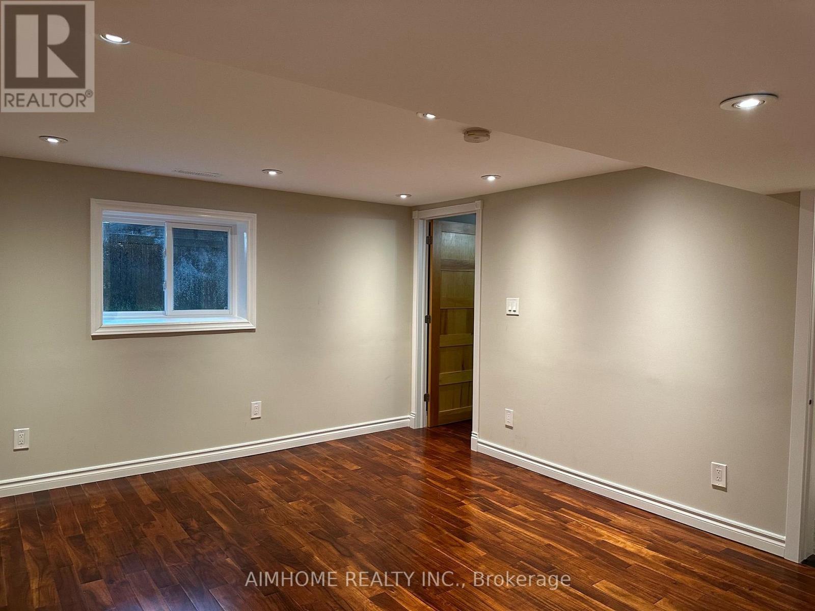 Apartment - 35 Royal Orchard Bsmt Unit Boulevard, Markham, Ontario  L3T 3C4 - Photo 3 - N13743752