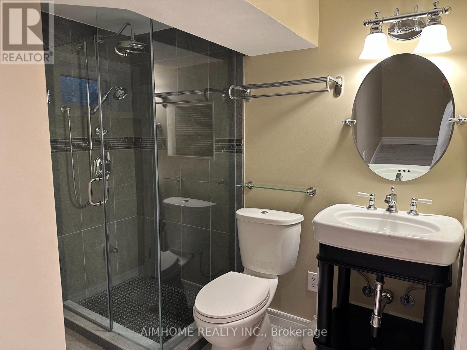 Apartment - 35 Royal Orchard Bsmt Unit Boulevard, Markham, Ontario  L3T 3C4 - Photo 5 - N13743752