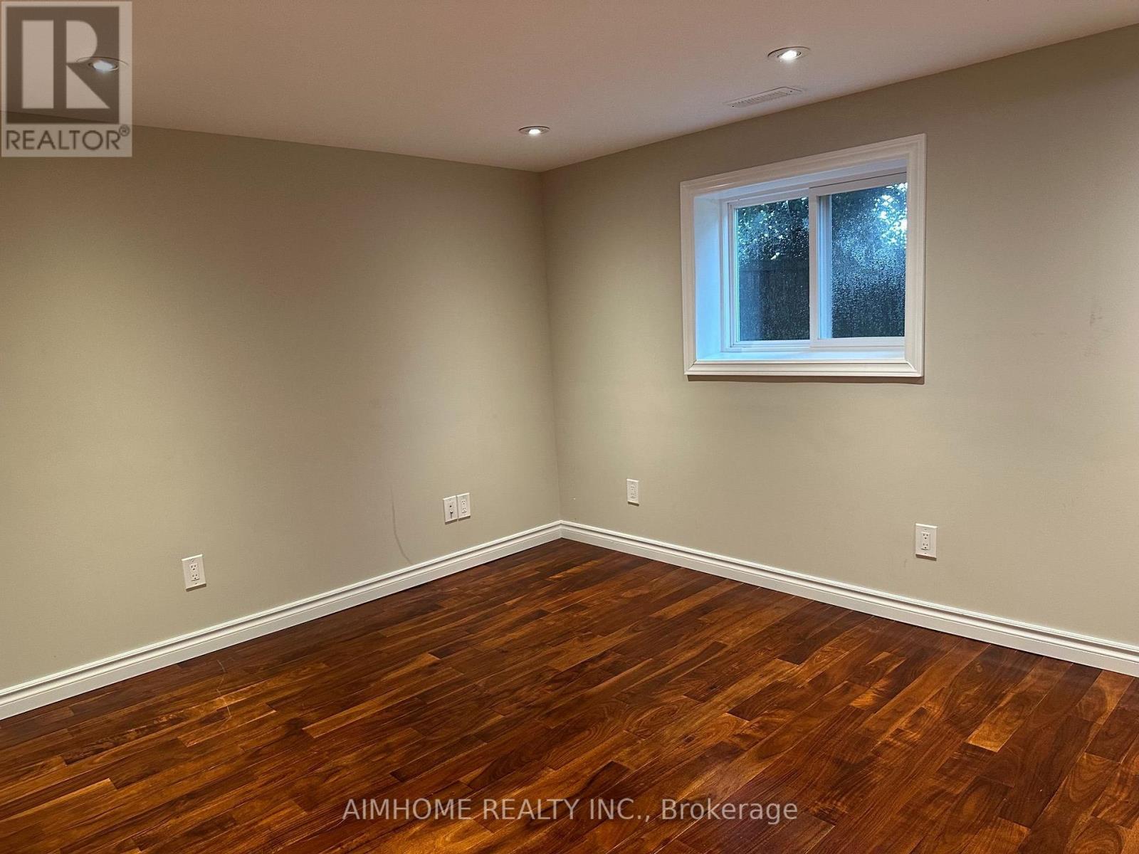 Apartment - 35 Royal Orchard Bsmt Unit Boulevard, Markham, Ontario  L3T 3C4 - Photo 7 - N13743752