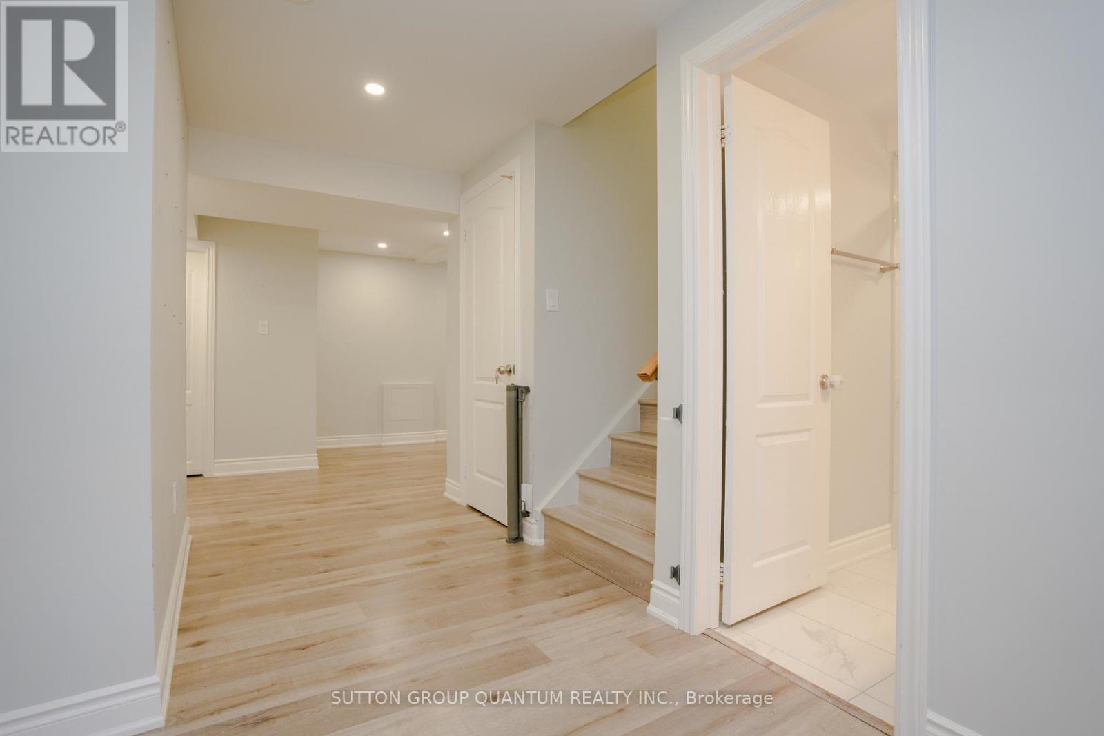 2324 Stillmeadow Road, Oakville, Ontario  L6M 4C8 - Photo 22 - W13743750