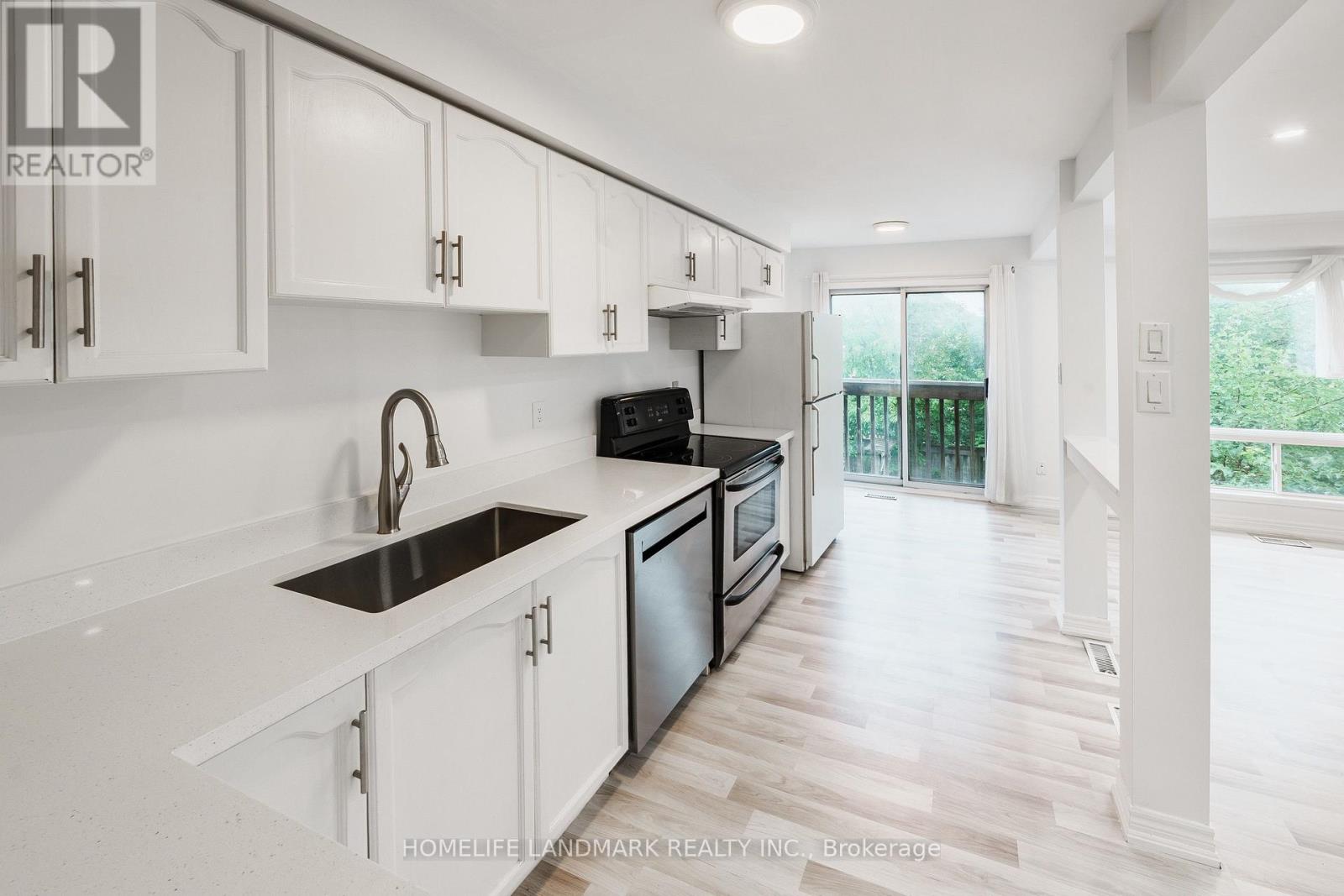 103 - 2945 Thomas Street, Mississauga, Ontario  L5M 6C1 - Photo 8 - W13743760