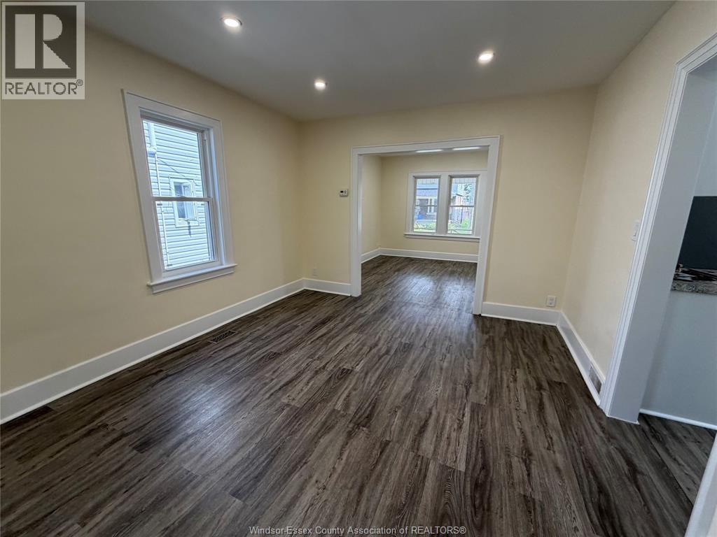 3272 Baby Street, Windsor, Ontario  N9C 1K8 - Photo 6 - 26021330