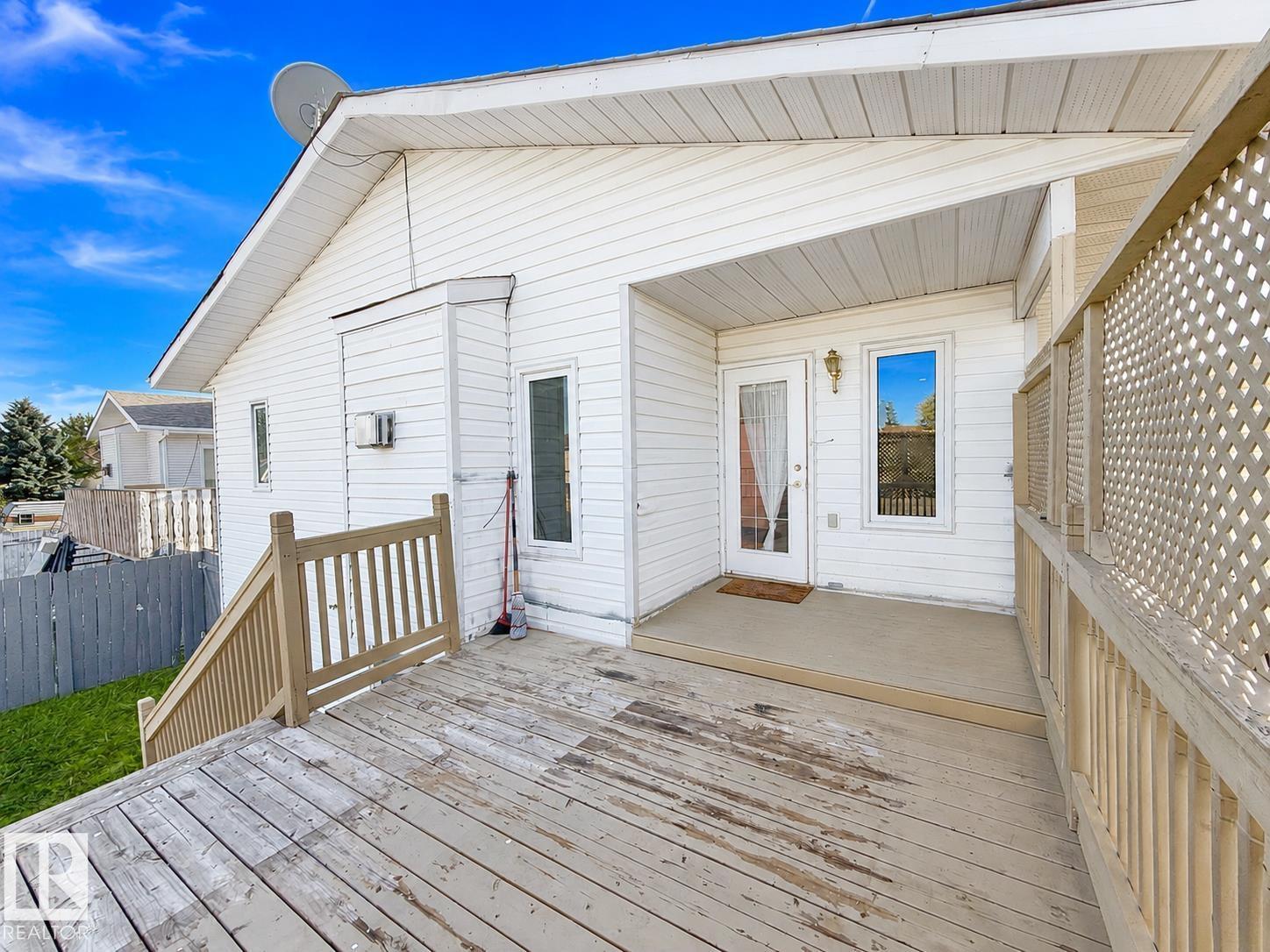 3015 37 St Nw, Edmonton, Alberta  T6L 5R1 - Photo 9 - E4507008