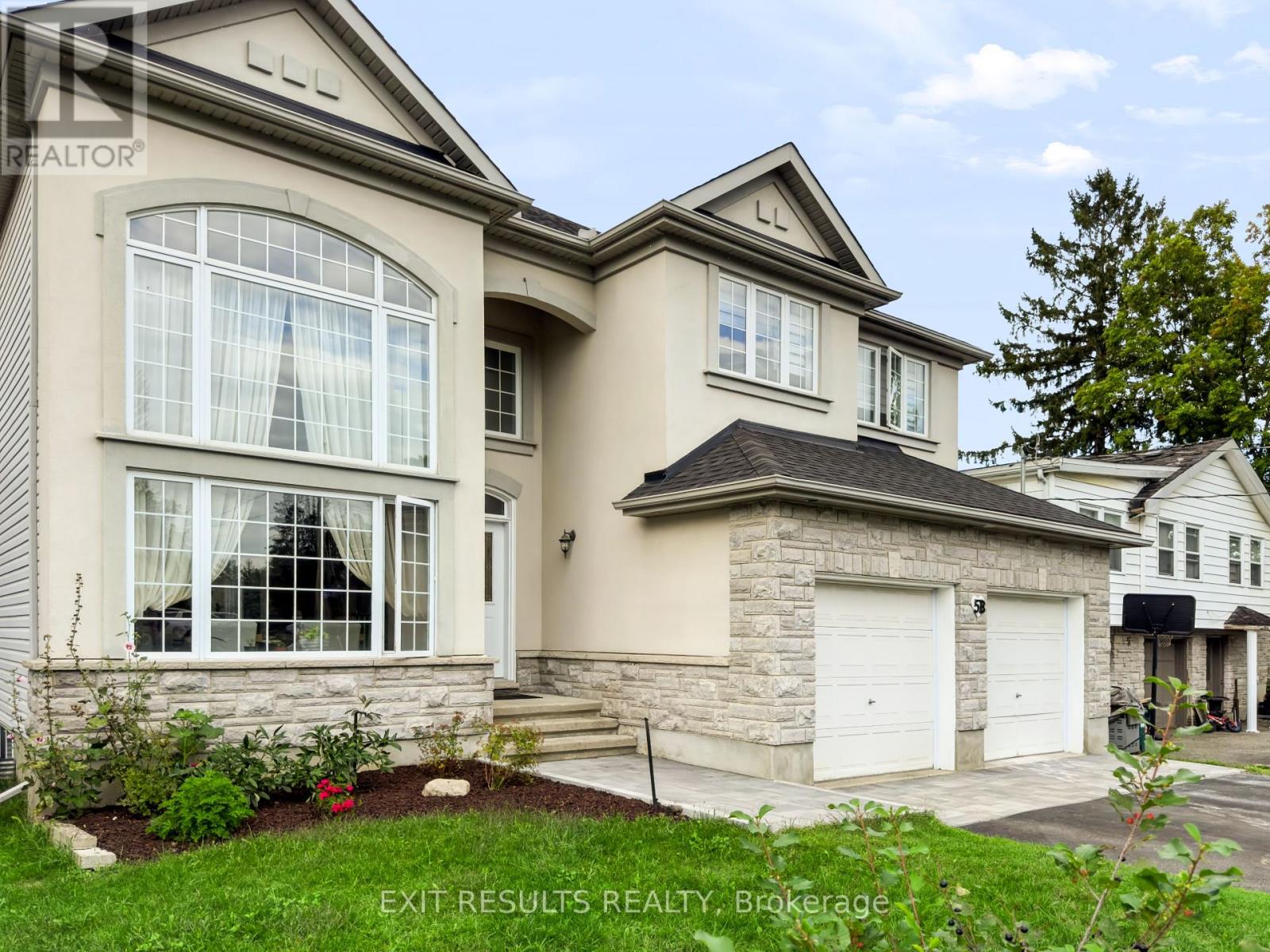 5b Kemp Drive, Ottawa, Ontario  K1T 3W9 - Photo 2 - X13743770