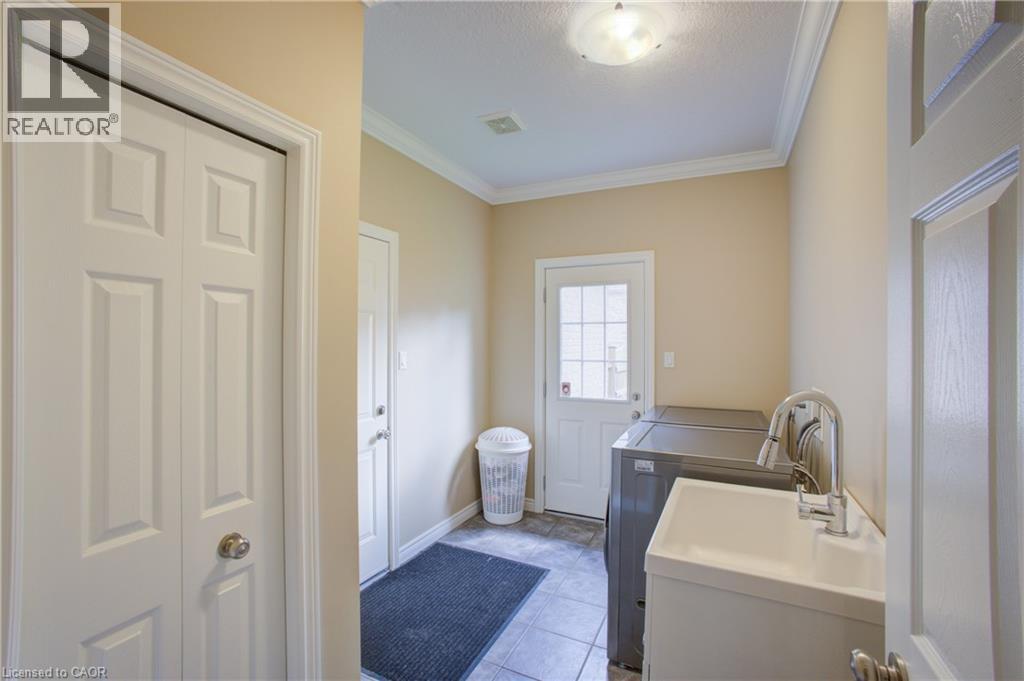 457 Caryndale Drive, Kitchener, Ontario  N2R 1J7 - Photo 25 - 40859346