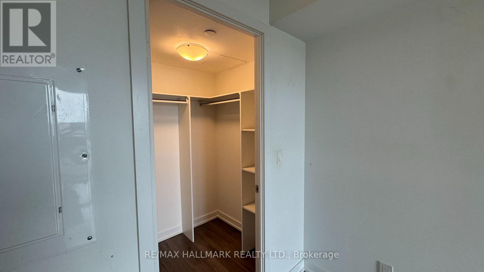 615 - 8 Trent Avenue, Toronto, Ontario  M4C 0A6 - Photo 11 - E13627980