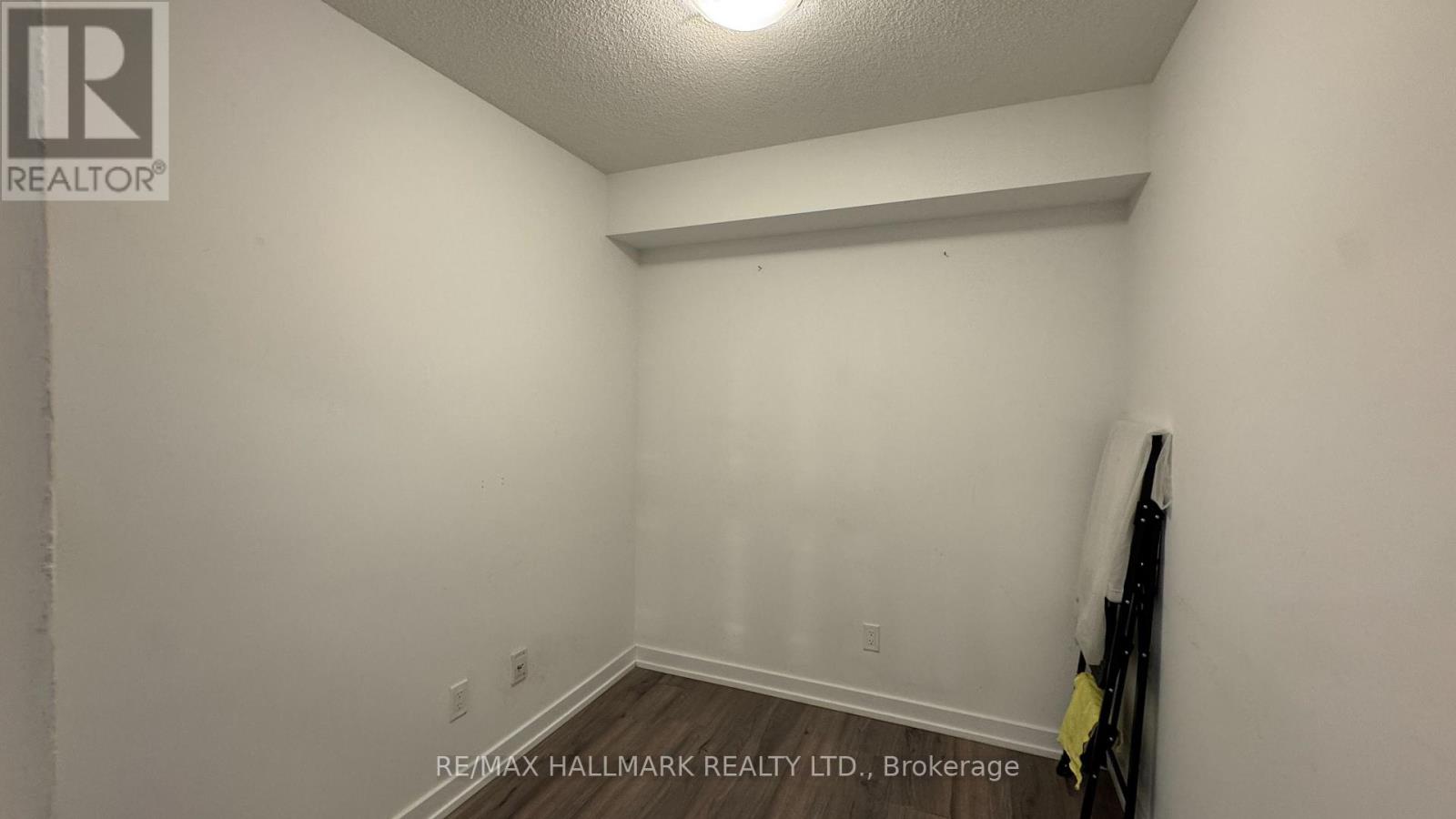 615 - 8 Trent Avenue, Toronto, Ontario  M4C 0A6 - Photo 14 - E13627980