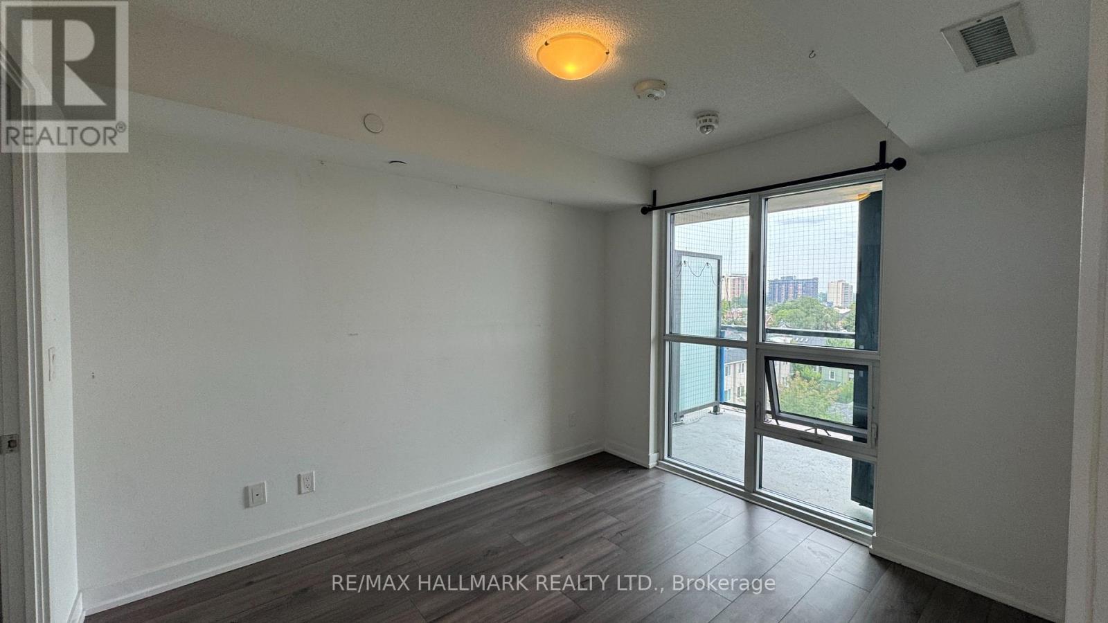 615 - 8 Trent Avenue, Toronto, Ontario  M4C 0A6 - Photo 9 - E13627980