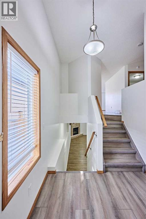 240 Covehaven Road NE, Calgary, Alberta  T3K 5W8 - Photo 2 - A2342704