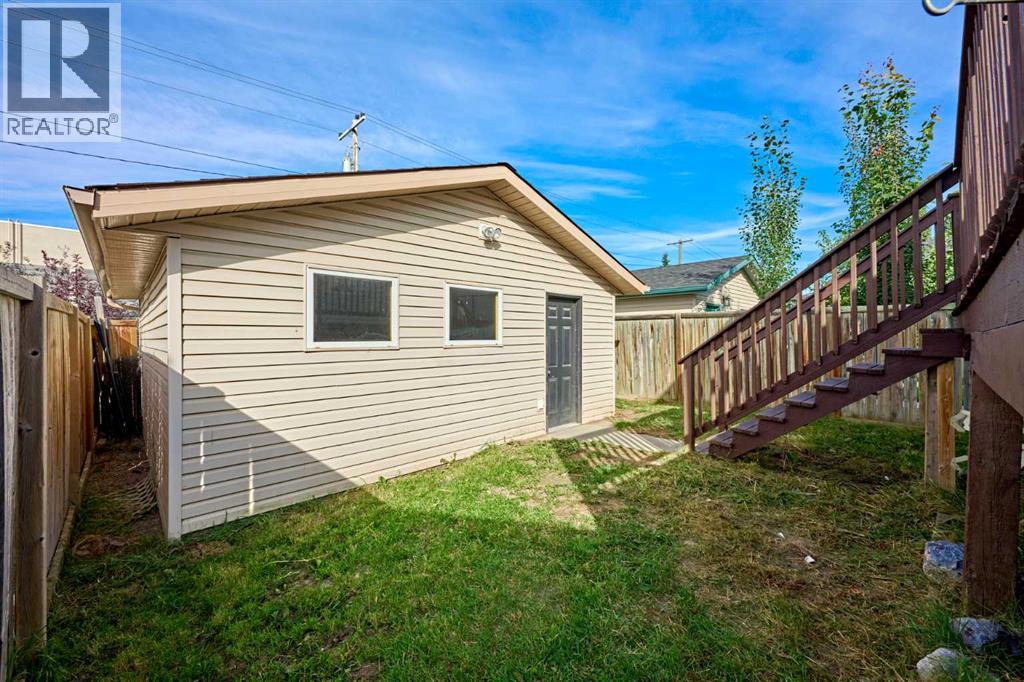 240 Covehaven Road NE, Calgary, Alberta  T3K 5W8 - Photo 33 - A2342704