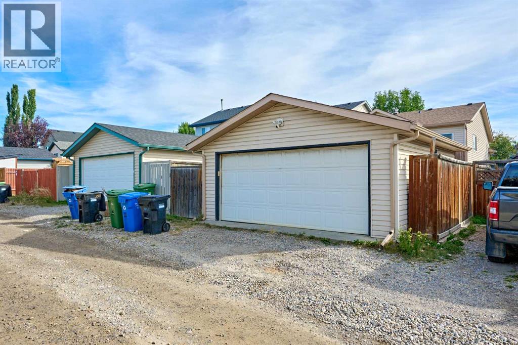 240 Covehaven Road NE, Calgary, Alberta  T3K 5W8 - Photo 40 - A2342704