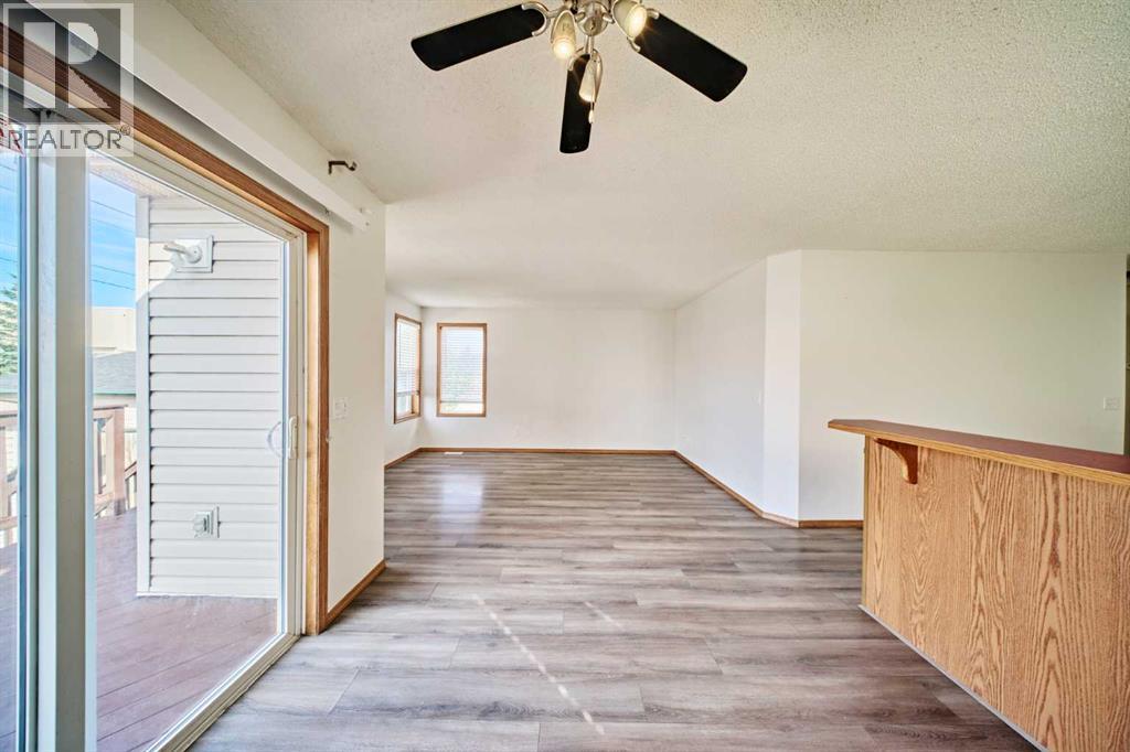 240 Covehaven Road NE, Calgary, Alberta  T3K 5W8 - Photo 9 - A2342704