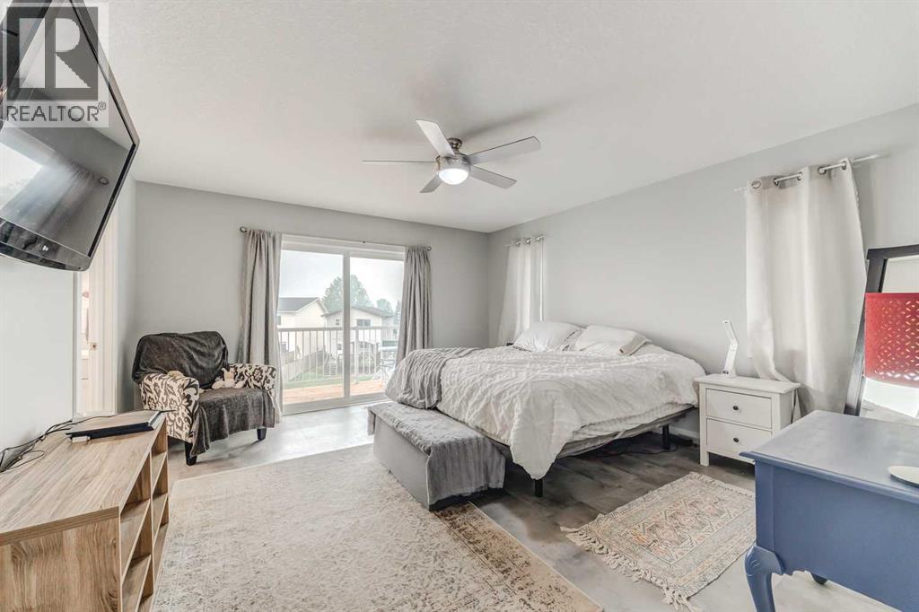7 Bishop Circle, Carstairs, Alberta  T0M 0N0 - Photo 33 - A2327740