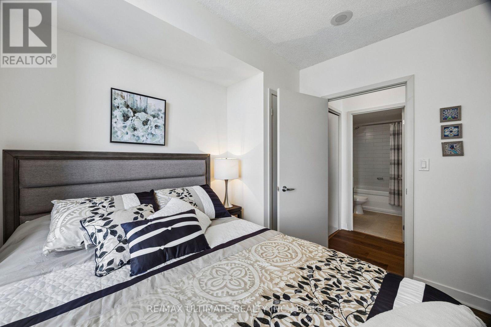 1812 - 35 Mariner Terrace, Toronto, Ontario  M5V 3V9 - Photo 15 - C13743788